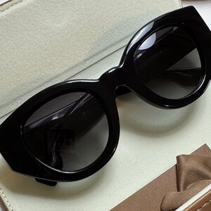 Burberry Glossy Black Sunglasses